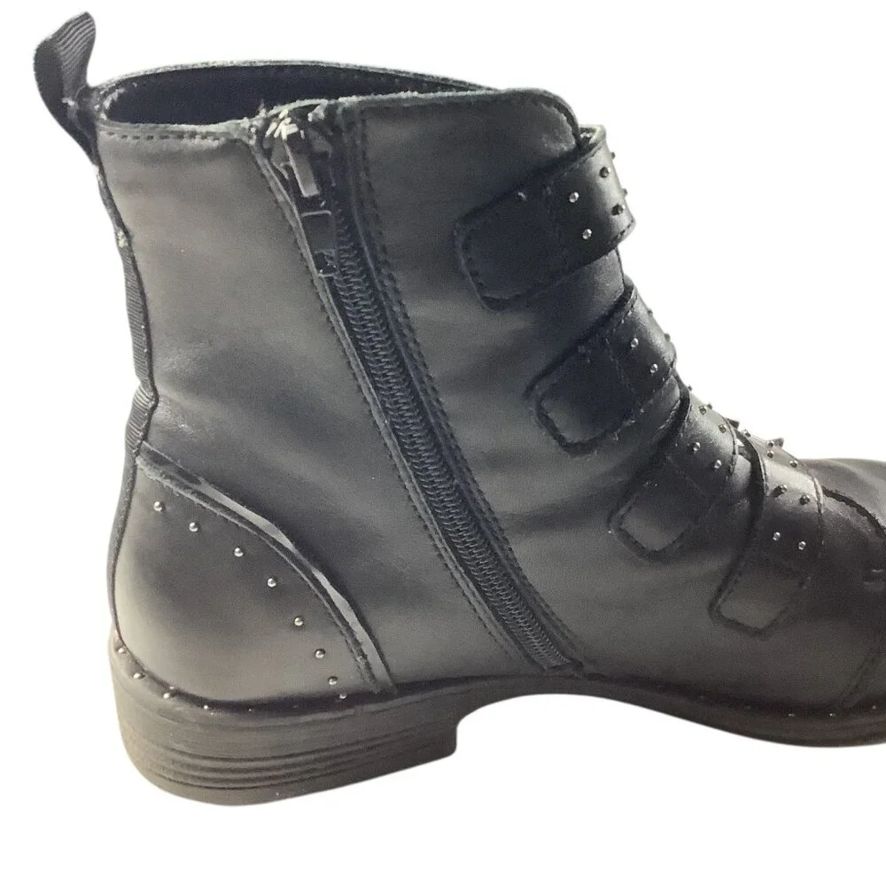 Steve Madden Women's Pursue Boots Black Leather Studded‎ Buckle Straps Ankle 8M